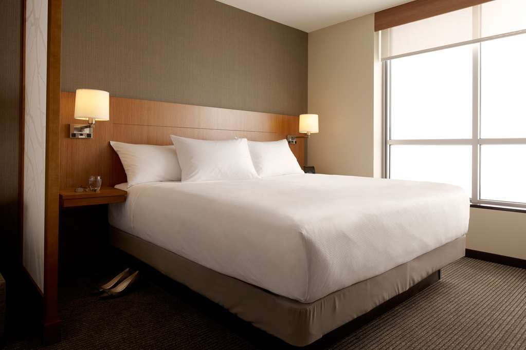 Hotel Hyatt Place West London Hayes 4*