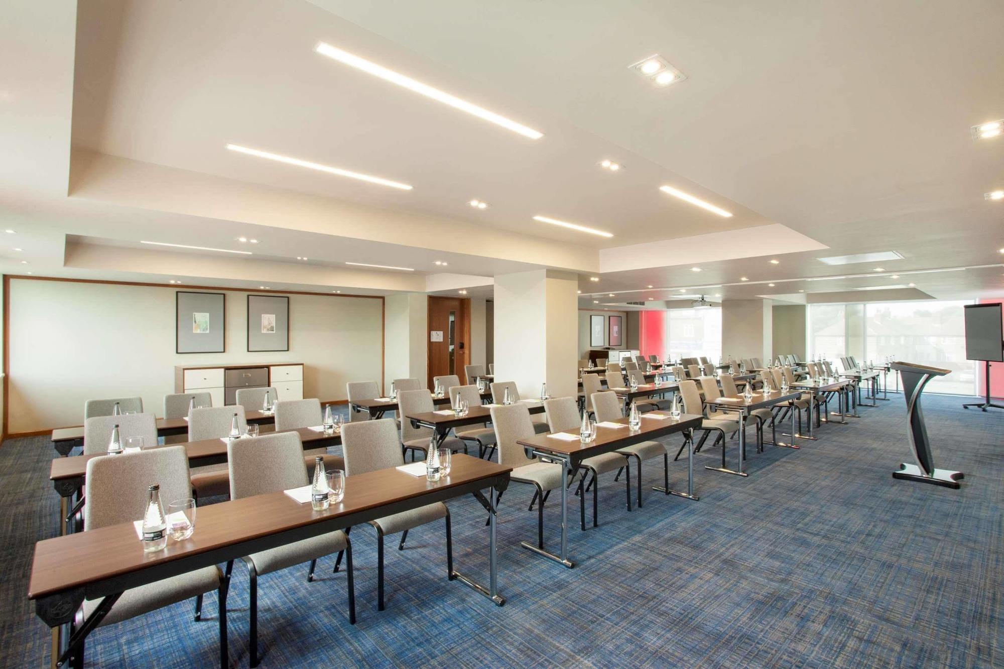 Hyatt Place West London Hayes